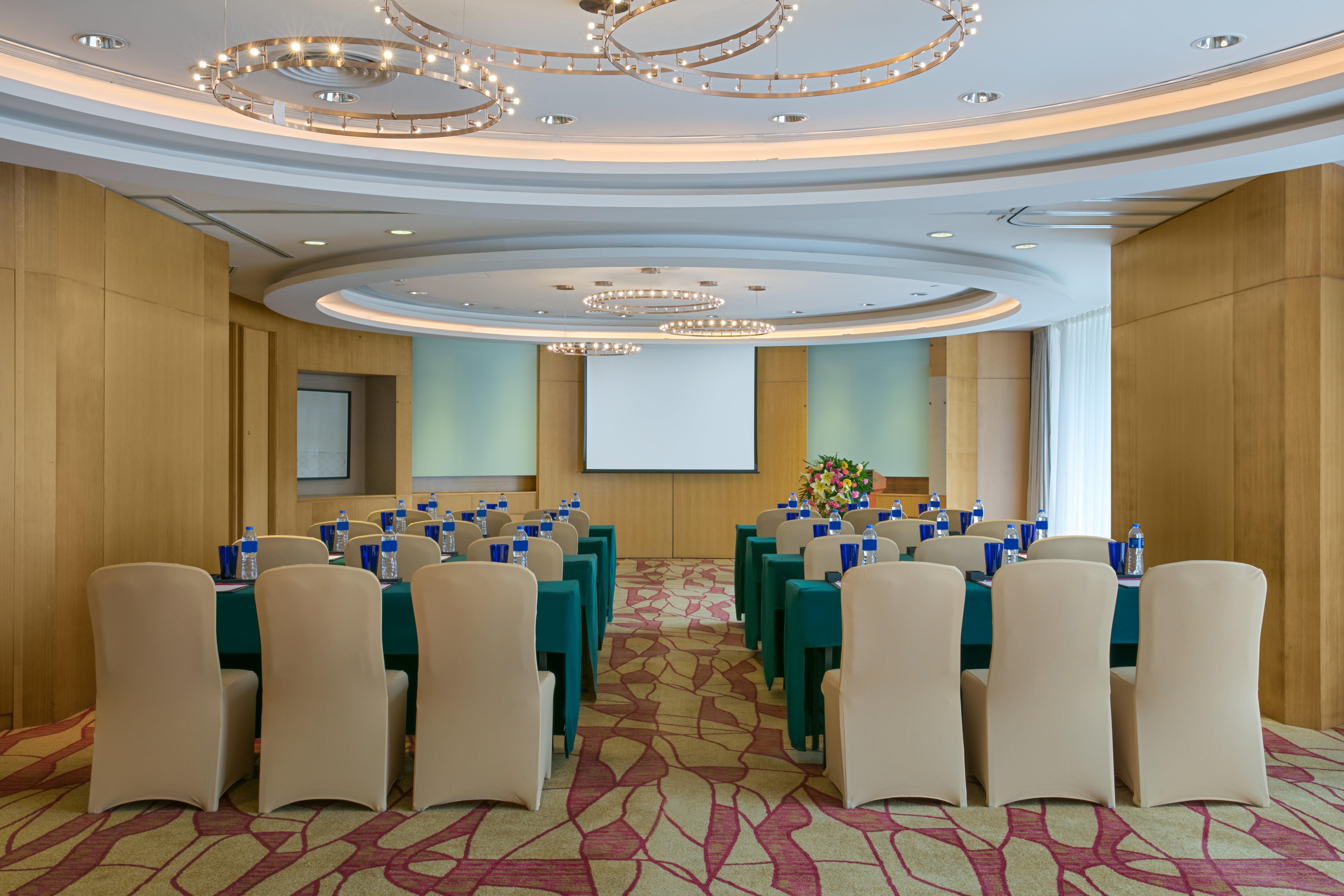 Crowne Plaza Zhongshan Wing On City By Ihg Εξωτερικό φωτογραφία