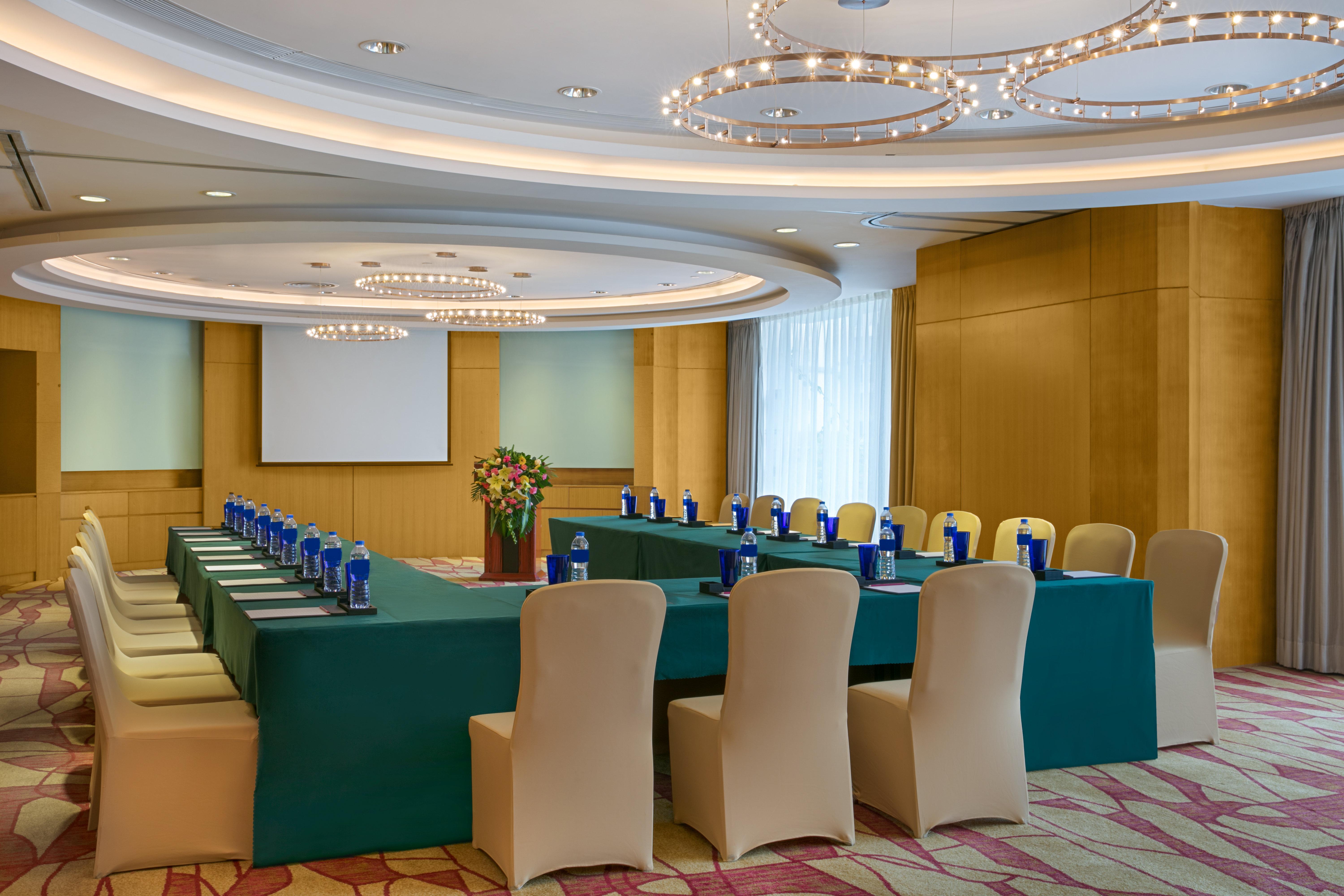Crowne Plaza Zhongshan Wing On City By Ihg Εξωτερικό φωτογραφία